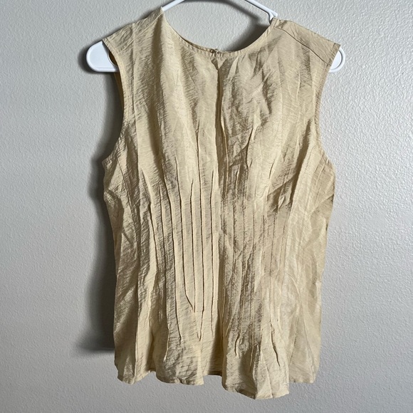 SOLD - Picture 2 of 8